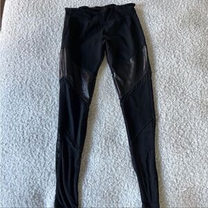 Electric yoga small black pants